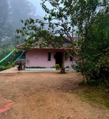 Madikeri House | River stream Nest homestay