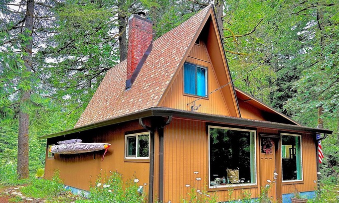 Washougal House | Riverfront house with hot tub, woodstove, beautiful views, patio, firepit & W/D