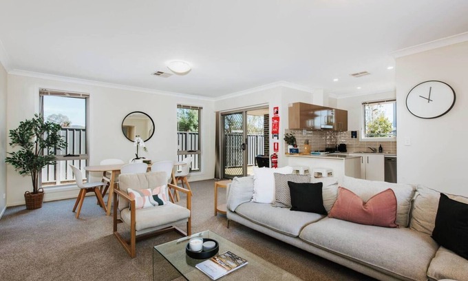 Central Mudgee House | Riverlea at The Willows A Family Country Getaway