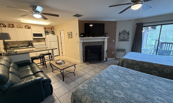 Helen House | Rivers Edge Condo 803