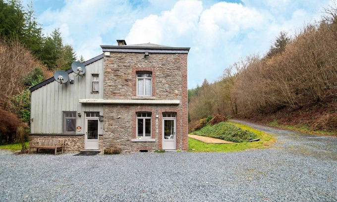 Bohan sur Semois House | Riverside Retreat, Ardennes