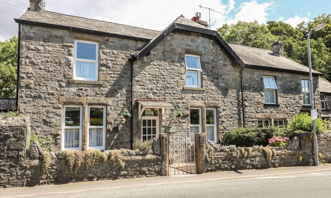 Cark Cottage | RIVERSIDE VIEW, pet friendly, with a garden in Cark In Cartmel