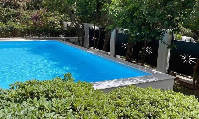 Voula Apartment | Riviera Retreat 3 Bedroom Luxury Apt w shared Pool