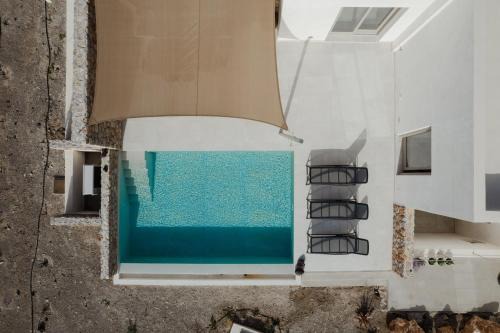Perissa Hotel | Rizes Villas Santorini with private pool