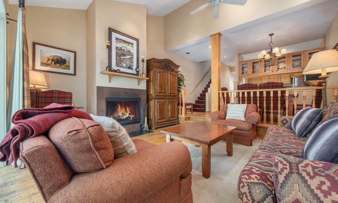 Moose Wilson Road Condo | RMR: Cinquefoil 1614 Condo in The Aspens/Wilson,WY