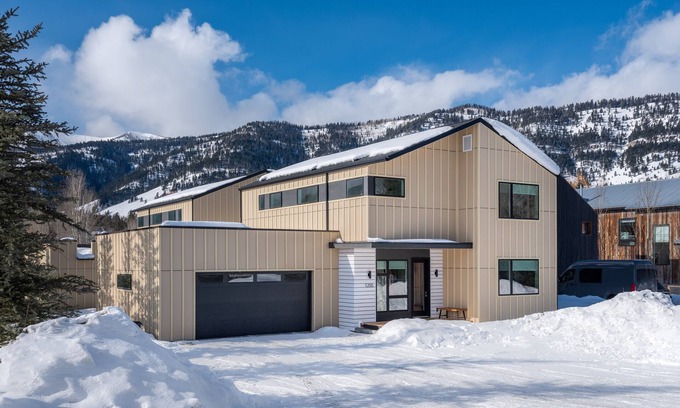 Wilson House | RMR: Wilson Getaway Home in Wilson,WY