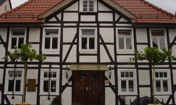 Helmarshausen Bed & Breakfast | Robert's Bed & Breakfast