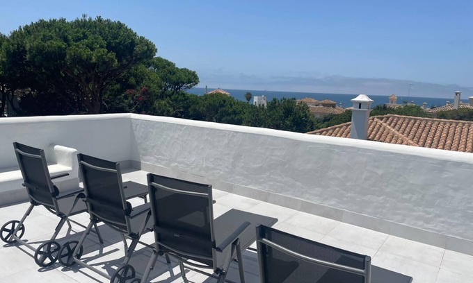 Cabo Roche Ski Chalet | Roche by the beach