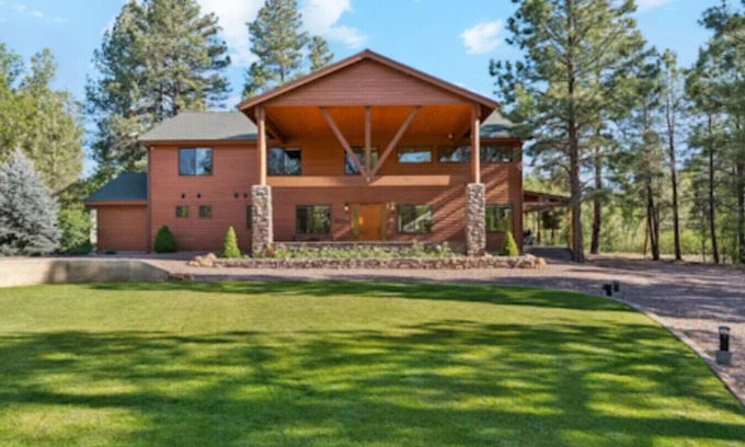 Clay Springs Cabin | Rock Creek Ranch