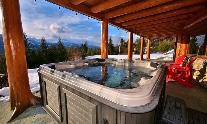 Valemount Cabin | Rocky Mountain Luxury Escape