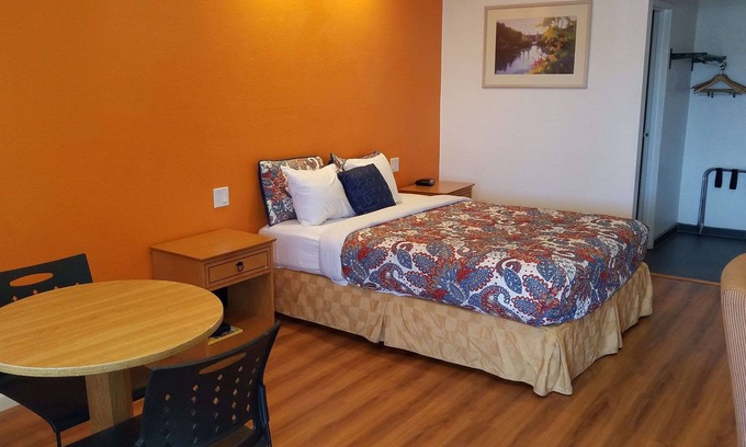 West Alameda Hotel | Rodeway Inn Alameda-Oakland