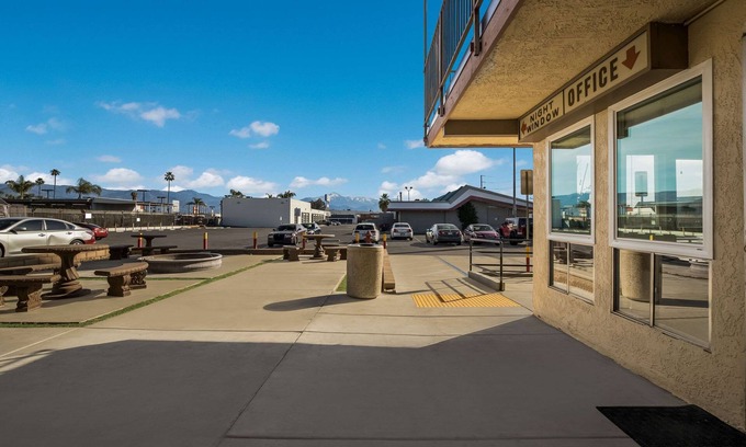 San Bernardino Hotel | Rodeway Inn San Bernardino - Colton