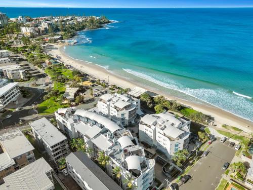Kings Beach Resort | Rolling Surf Resort