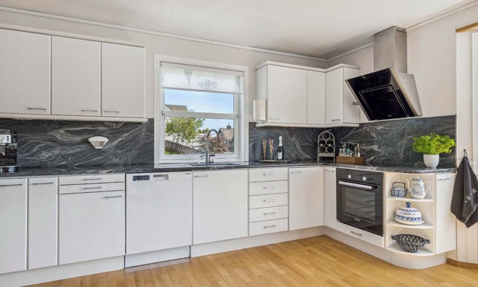 Trondheim Bed & Breakfast | Rom med frokost like ved Granåsen