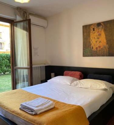 Turate Apartment | Roma 2 Apartment - THE V Collection