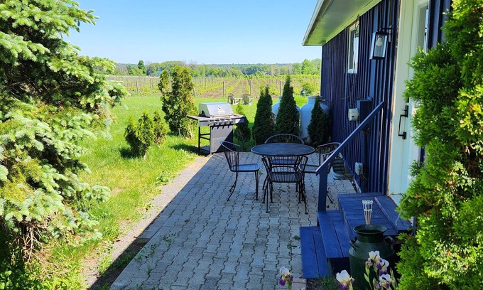 Adolphustown House | Romantic get away Winery Guest Sweet at Bergeron Est. Winery's free wine tasting