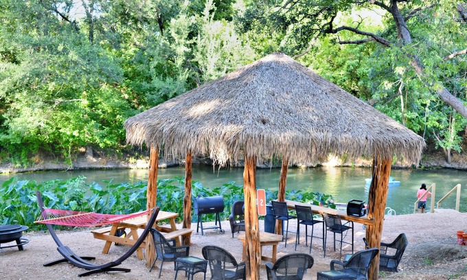 Sutherland Springs Cabin | Romantic Getaway Cabin on Creek! Relax and unwind surrounded by nature! - RC10