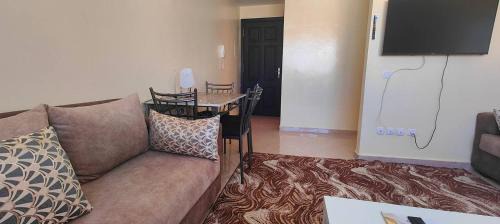 Tangier Apartment | Romantic Getaway Fast Wi-Fi Near City Center