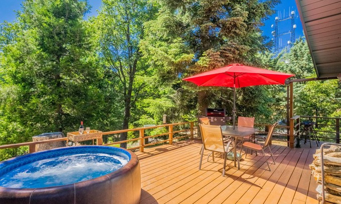 Pauma Valley Cabin | Romantic ~ Palomar Mountain View Cabin - With Hot Tub Under the Stars!