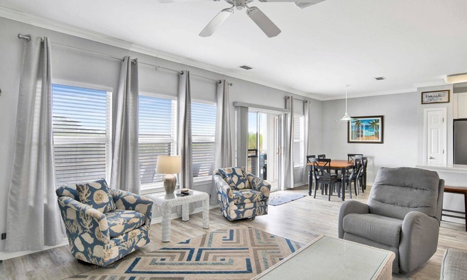 Orange Beach Condo | Romar Lakes 202A ~ Outdoor Pool, Beach Access + $400 in FREE Activities Daily ~ Zoo/Parasail + More