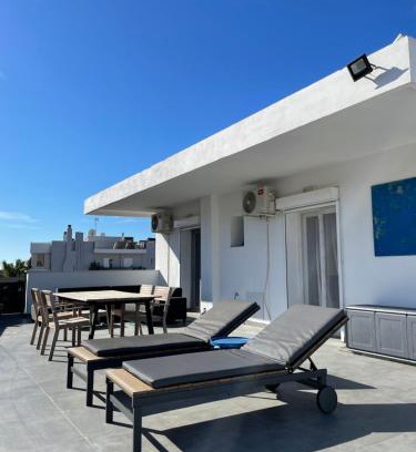 Elliniko-Argyroupoli Apartment | roofgarden apartment close subway station