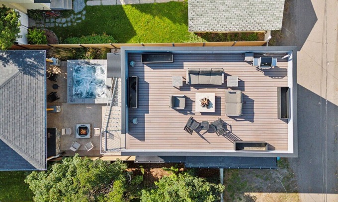 Heart of Missoula House | *Rooftop Guest House w/Hot Tub*