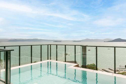 Cacupe Apartment | Rooftop Pool with Sea View | WI-FI 200mb #CAC01