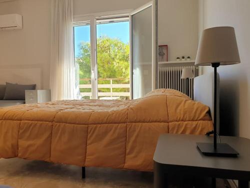 Papagou-Holargos Apartment | Rooftop Studio Apt near Metro Cholargos - 5 Min Walk