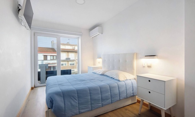 Barra Apartment | Room 'Al Katekero - Quarto 102' with Balcony, Wi-Fi and Air Conditioning