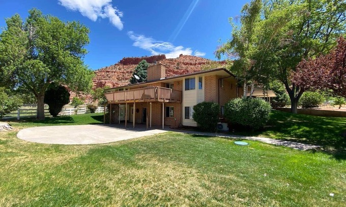 Kanab House | Room for 14: Kanab Ranch Home on Acreage - Views!