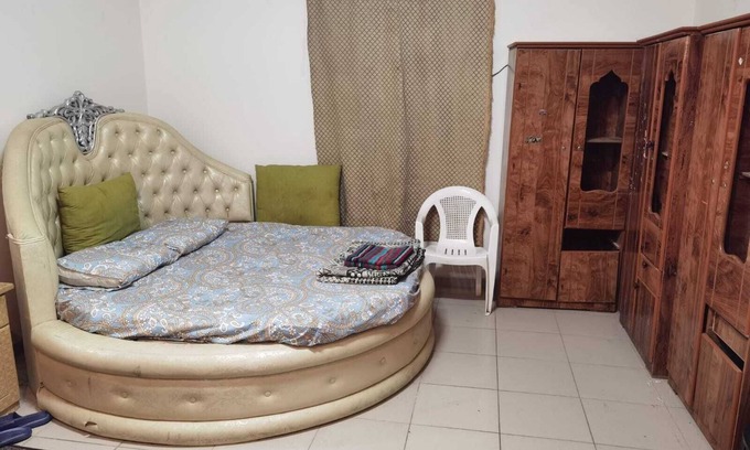 Unaizah Bed & Breakfast | Room for sharing غرفه للمشاركه