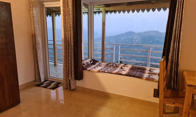 Kaul House | Rooms with Himalayan view at the height of 7050 feet