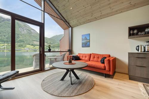 Sykkylven House | Rorbu