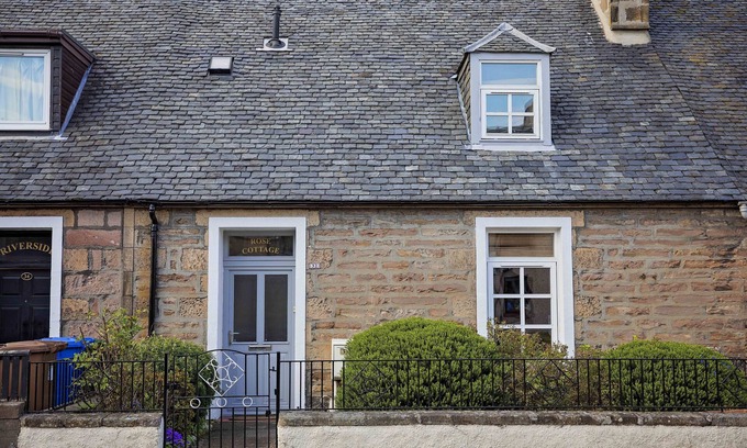 Inverness City Centre Cottage | Rose Cottage City Centre - near the River Ness