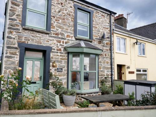 St Dogmaels House | Rose Cottage