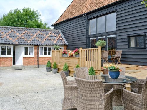 Halesworth House | Rose Farm Barn