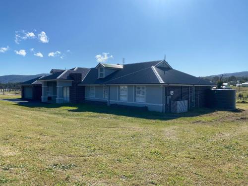 Millfield House | Rosehill Vines