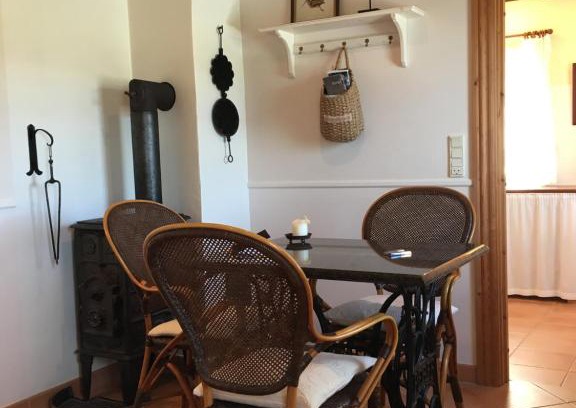 Nykobing Mors Bed & Breakfast | Rosengave