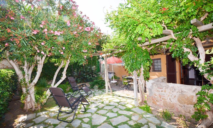 Castiglione della Pescaia Apartment | Rosi's Terrace, a corner of paradise