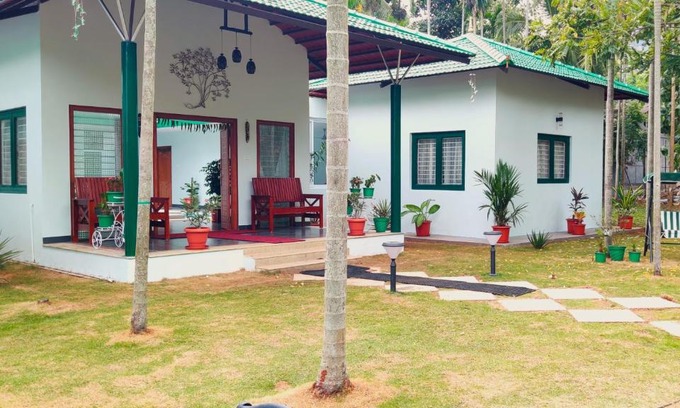 Mettupalayam Resort | ROYAL CROWN GREEN SAGAR PH8140233333
