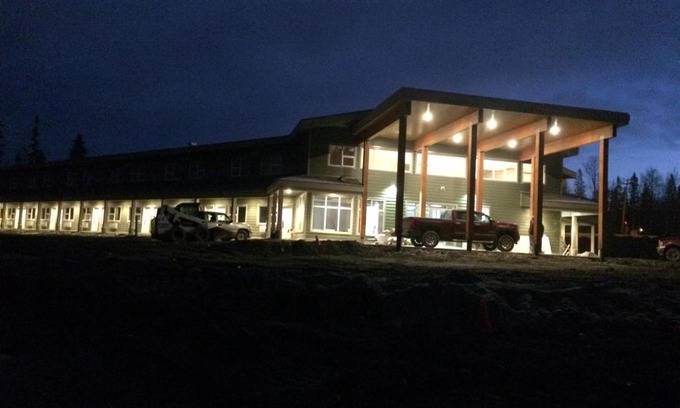 Mackenzie Hotel | Royal Oak Inn and Suites & RV Park