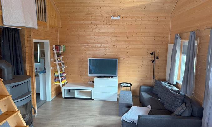 Marktschorgast Apartment | Ruhige Wohnung für 5 Personen mit Kamin