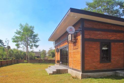 Salatiga House | Rumah Bata Salatiga