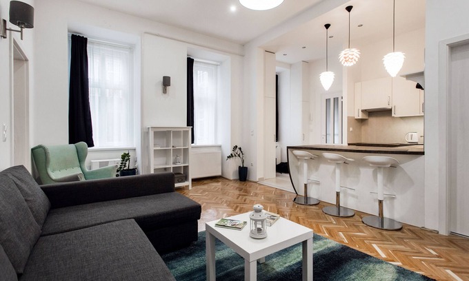 Erzsebetvaros Apartment | Rumbach 7 Apartment