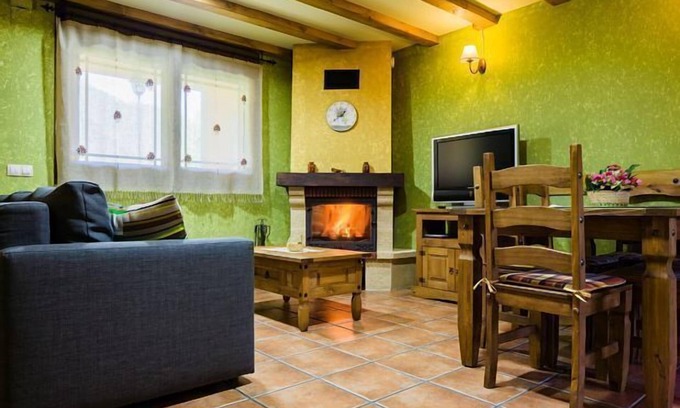 Caboalles de Abajo Cottage | Rural apartment L'Abiseu for 4 people