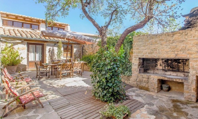 La Cuevarruz Cottage | Rural House El Rincón de los Frailes with Jacuzzi and Sauna