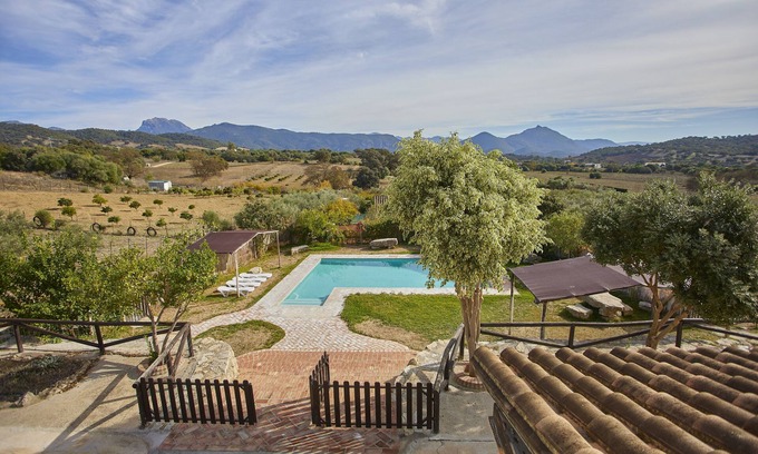 Prado del Rey Cottage | Rural House Los cuatro Olivos 2 in El Bosque