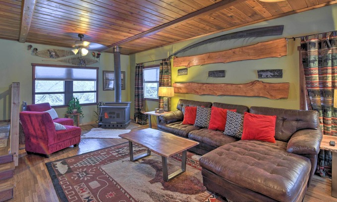 Russian Jack Park Cabin | Rustic Anchorage Cabin Getaway w/ Game Room!