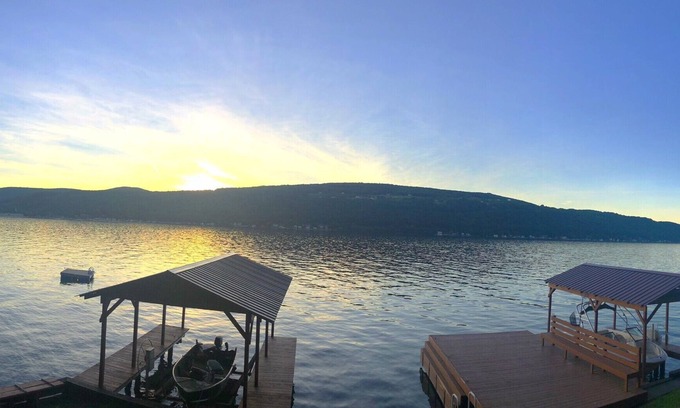 Hammondsport Cottage | Rustic Keuka Lake Getaway with Fantastic View