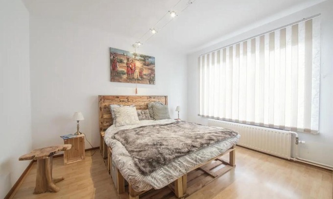 Halle House | Rustic room 15 mins from Brussels